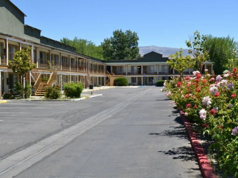 Vagabond Inn Бишоп Экстерьер фото